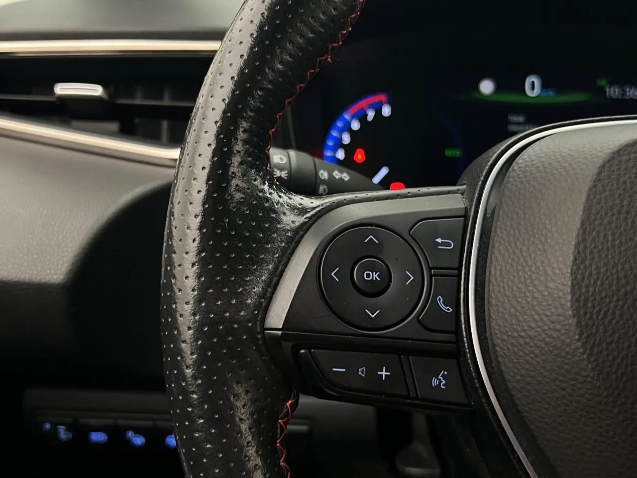 Vehicle image 25