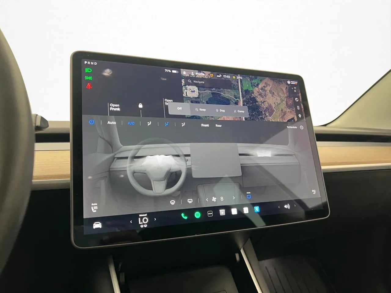 Vehicle image 21