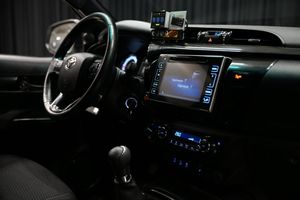 Toyota Hilux bild 31
