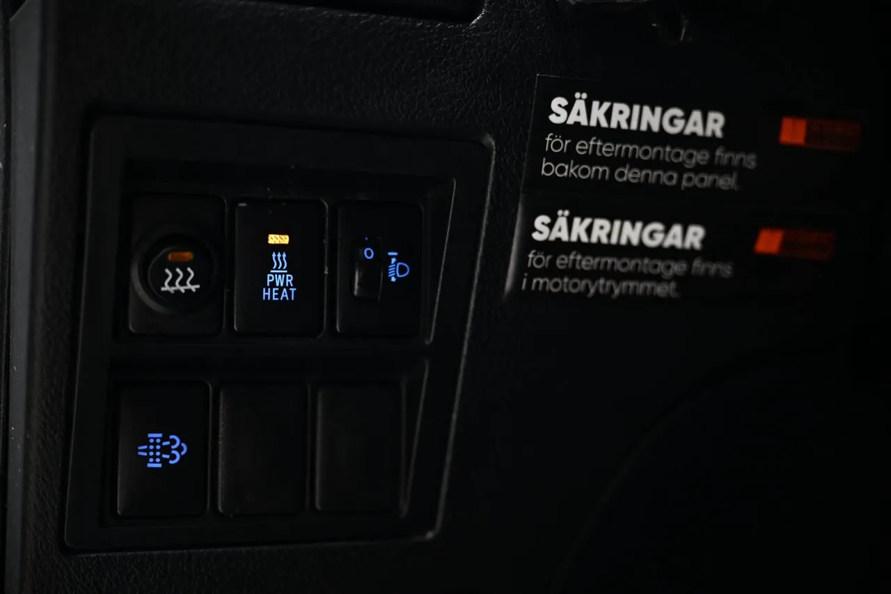Vehicle image 28