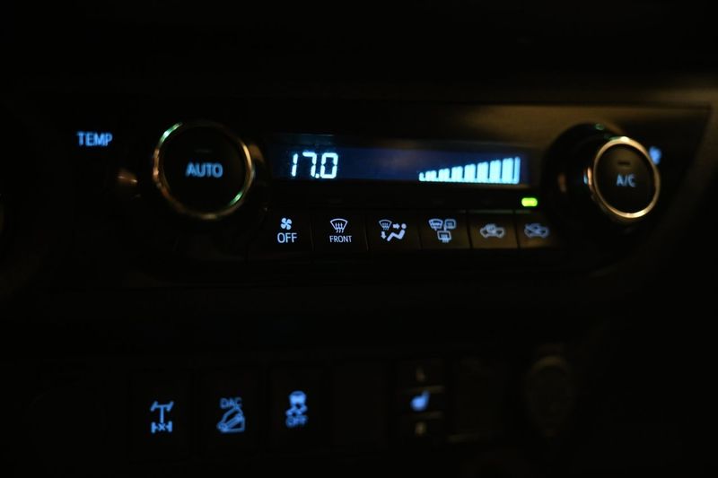 Toyota Hilux bild 19