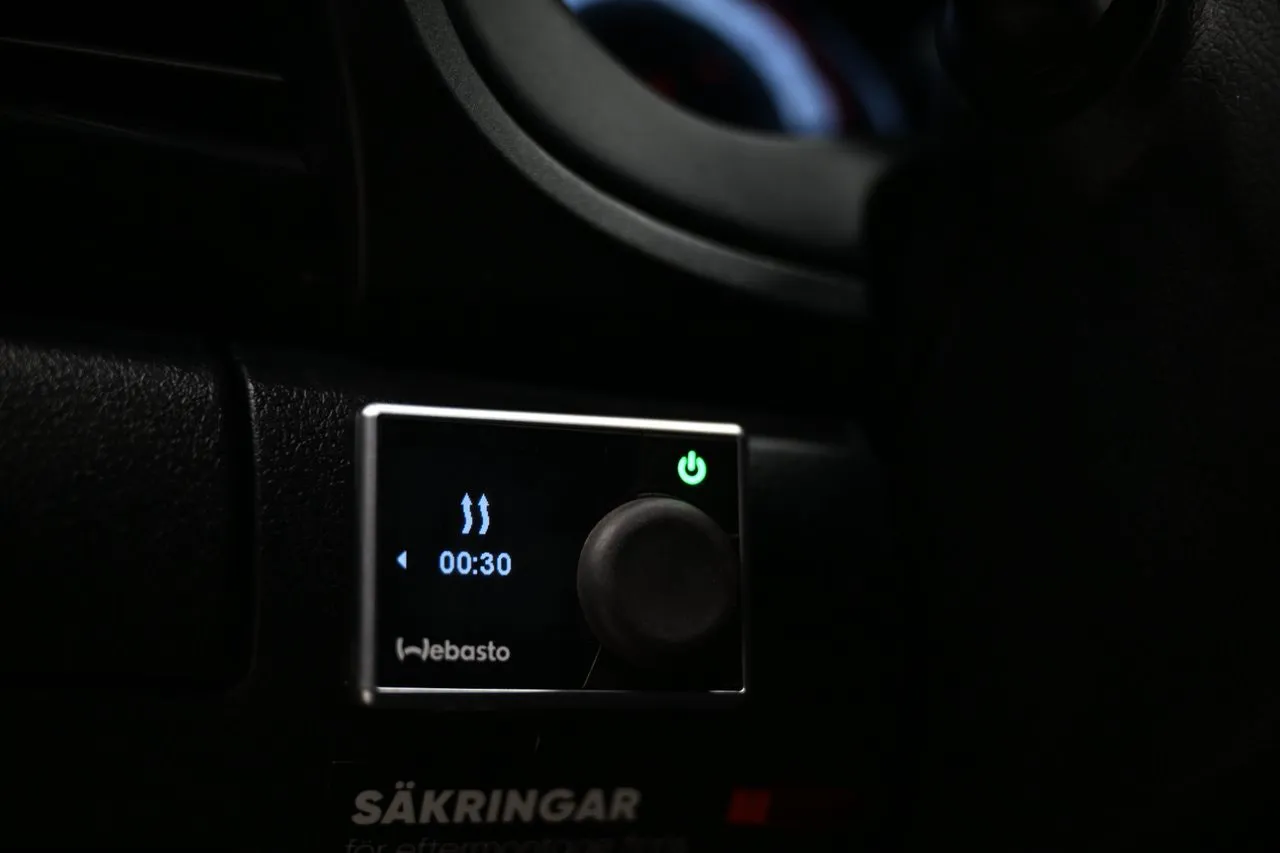 Vehicle image 27