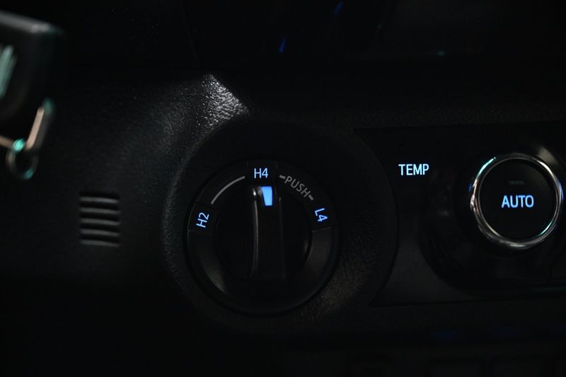 Toyota Hilux bild 21