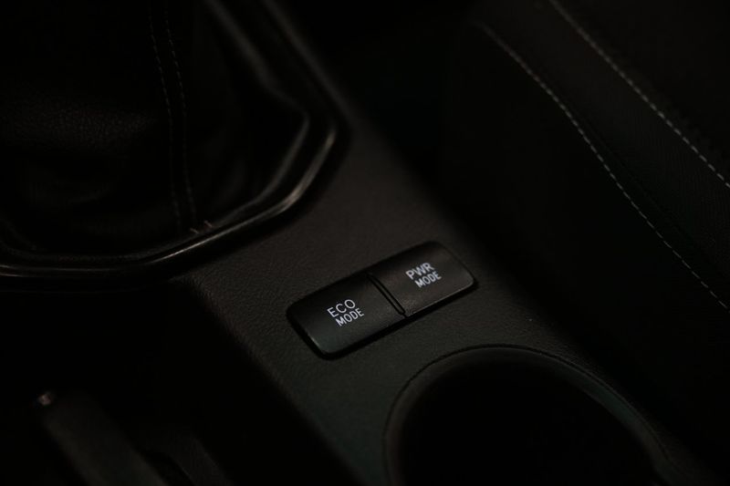 Toyota Hilux bild 27