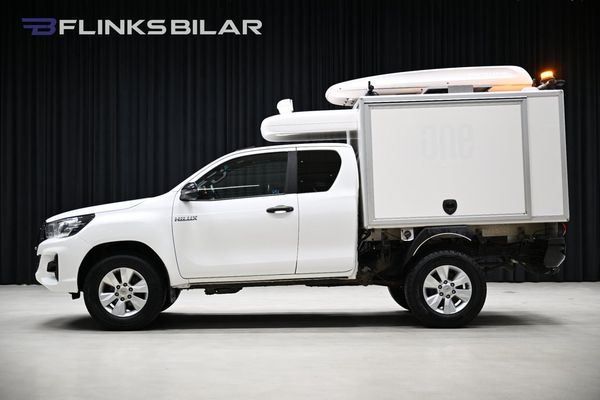 Toyota Hilux 2.4 AWD 150HK Servicebil|Inredning|Kåpa|Leasbar|SeUtr! - 2020