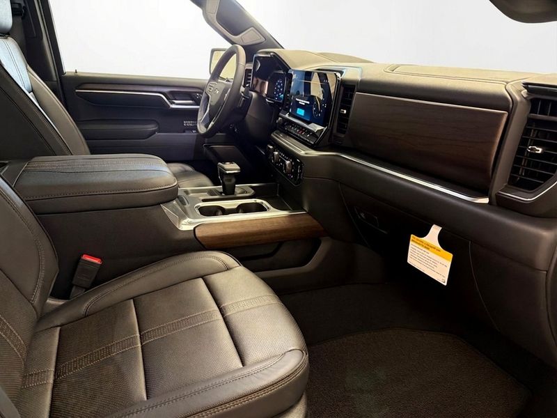 Chevrolet Silverado bild 15
