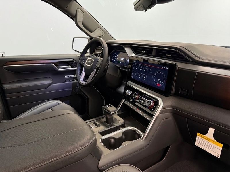GMC Sierra bild 7