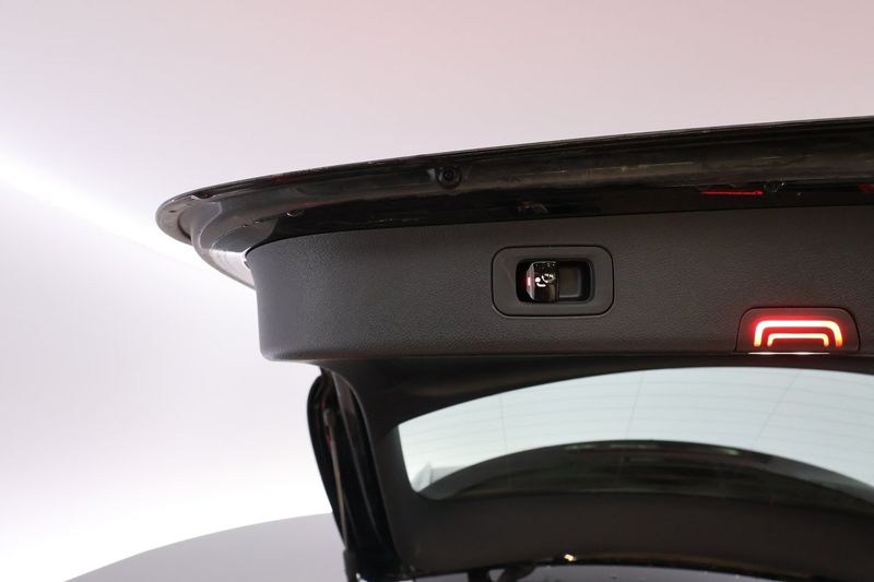 Mercedes E300 bild 12