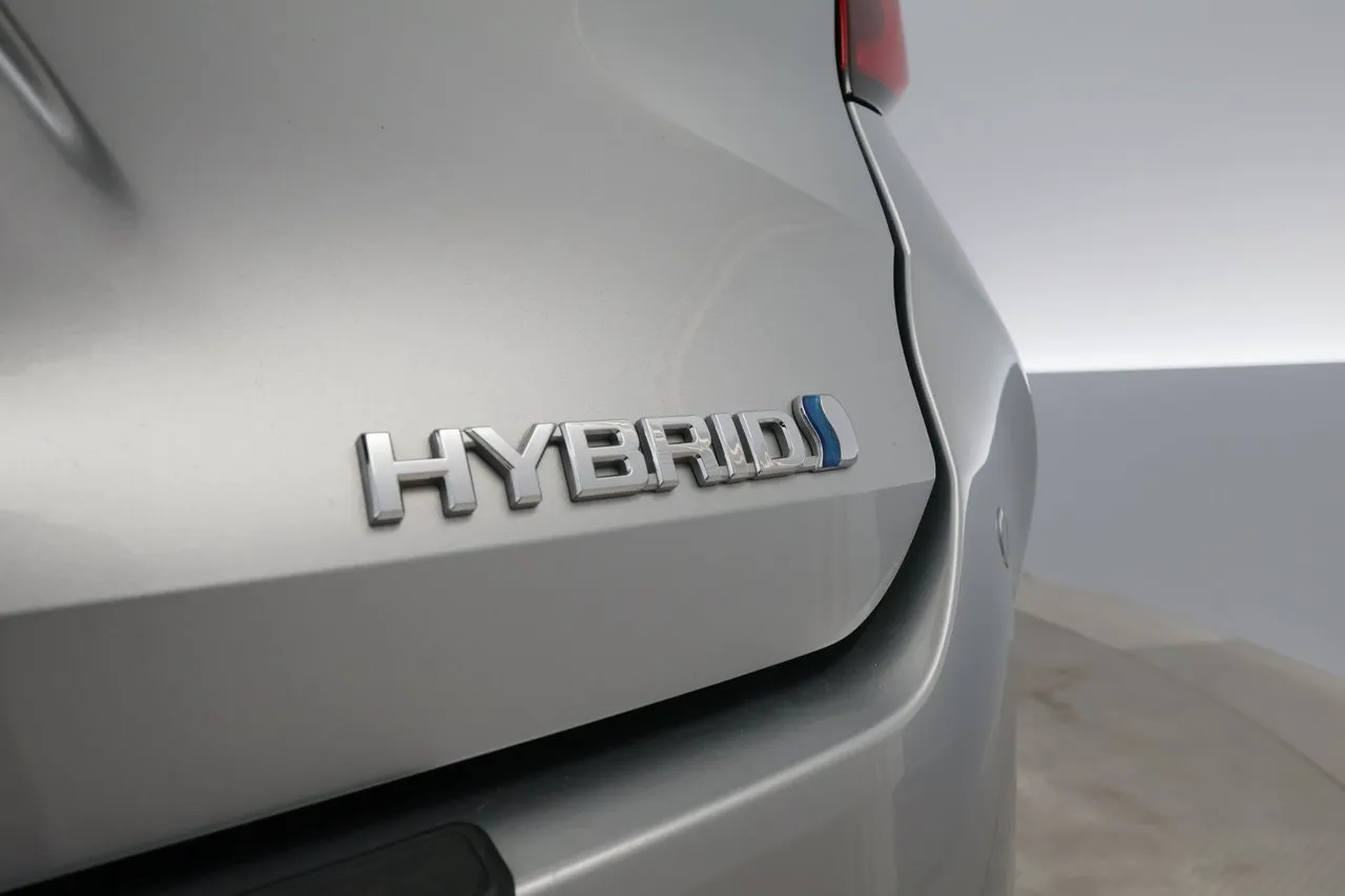 Vehicle image 9