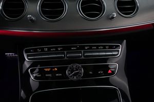 Mercedes E200 bild 21