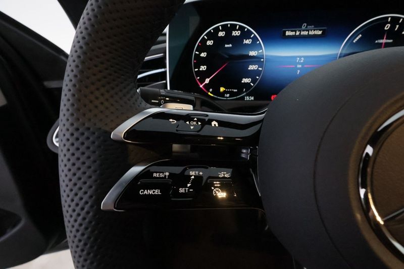 Mercedes E300 bild 18