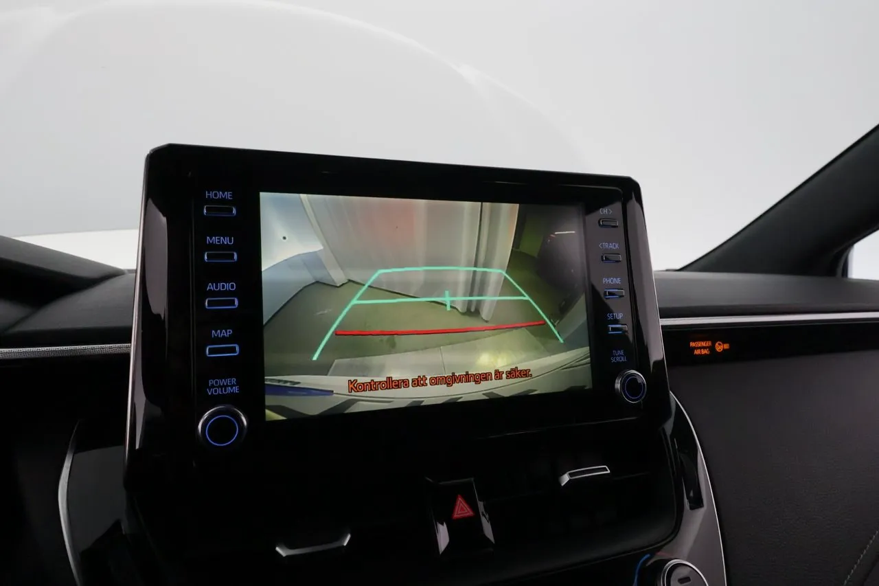 Vehicle image 18