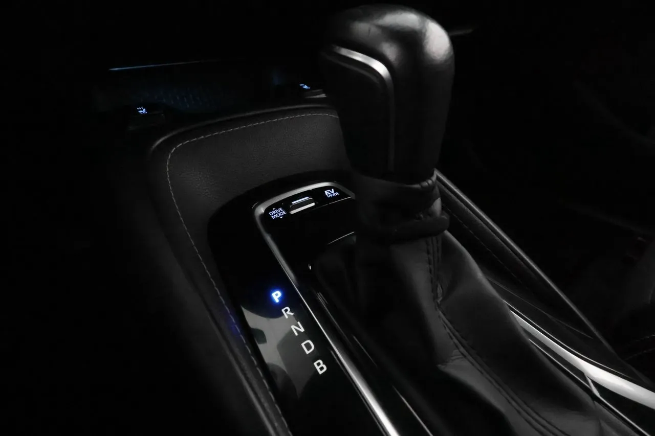 Vehicle image 21