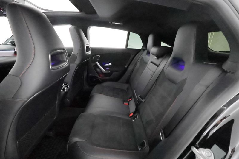 Mercedes CLA35 AMG bild 13