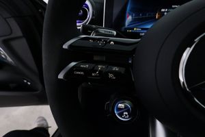 Mercedes C63 AMG bild 25