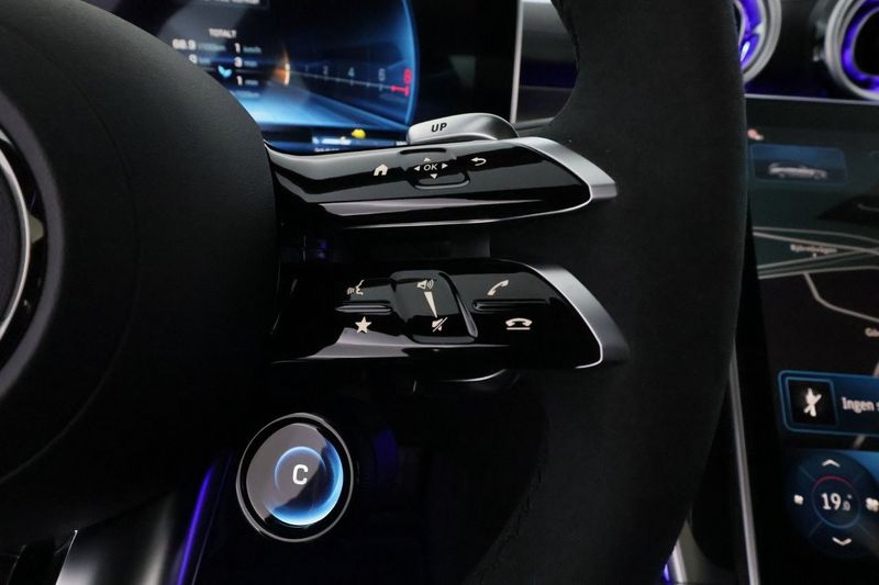 Mercedes C63 AMG bild 26