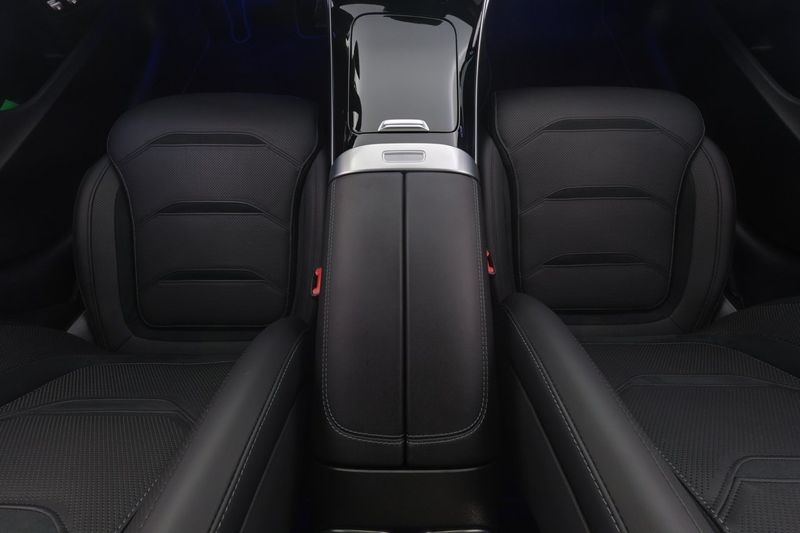 Mercedes C63 AMG bild 20