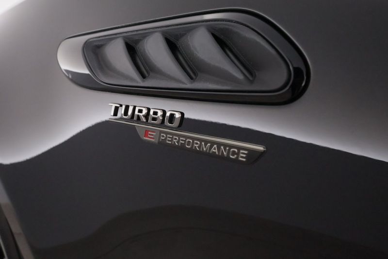 Mercedes C63 AMG bild 10