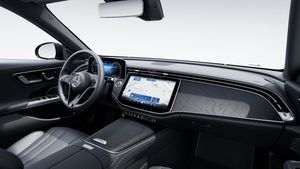 Mercedes E300 bild 15