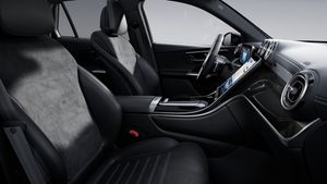 Mercedes GLC300 bild 11