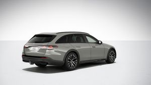 Mercedes E300 bild 3