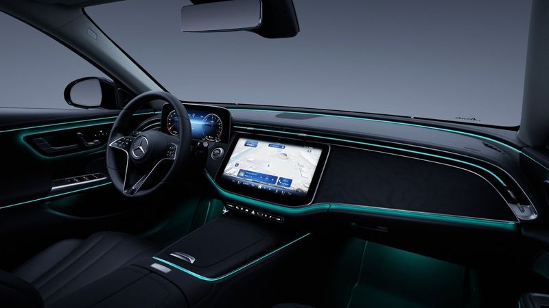 Mercedes E300 bild 16