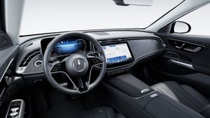 Mercedes E300 bild 9