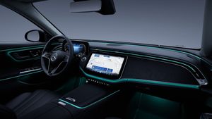 Mercedes E300 bild 16