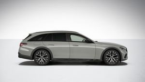 Mercedes E300 bild 2