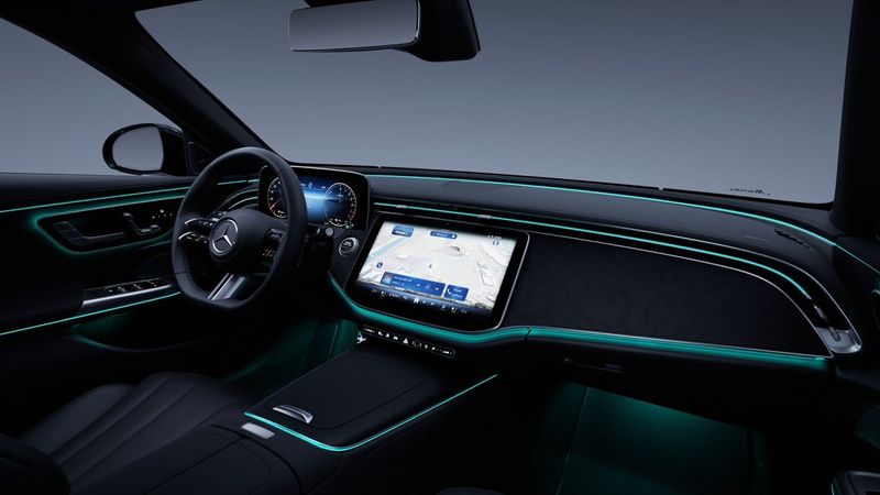 Mercedes E300 bild 16