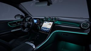 Mercedes GLC300 bild 16