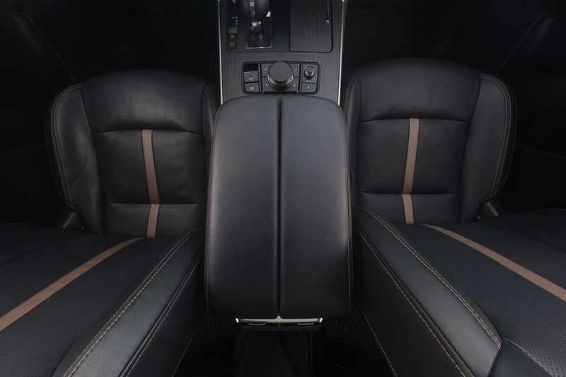 Mazda CX-80 bild 19