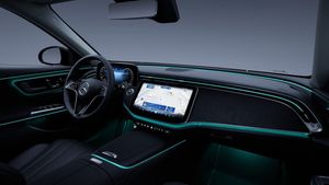 Mercedes E300 bild 16
