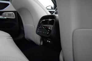 Mercedes E300 bild 18