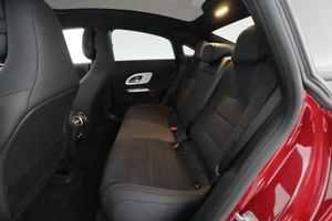 Mercedes CLA250 bild 13