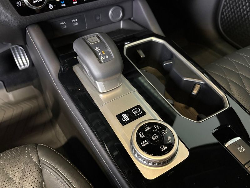 Mitsubishi Outlander bild 17