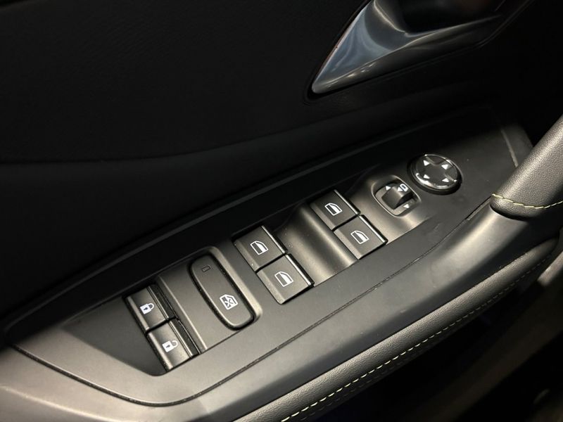 Peugeot 408 bild 22
