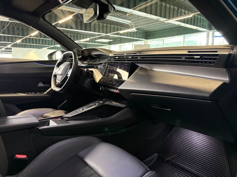 Peugeot 408 bild 15