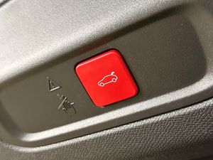 Peugeot 408 bild 8