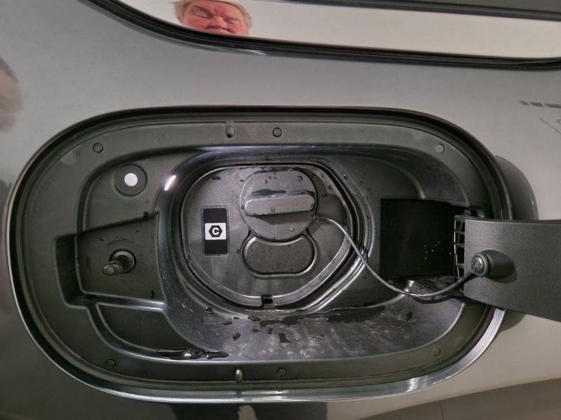 Mazda CX-80 bild 17
