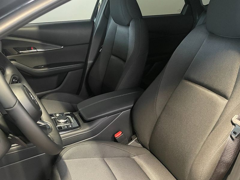 Mazda CX-30 bild 8