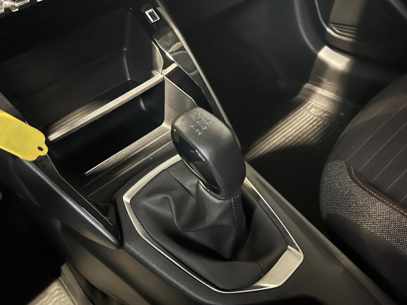 Peugeot 208 bild 16