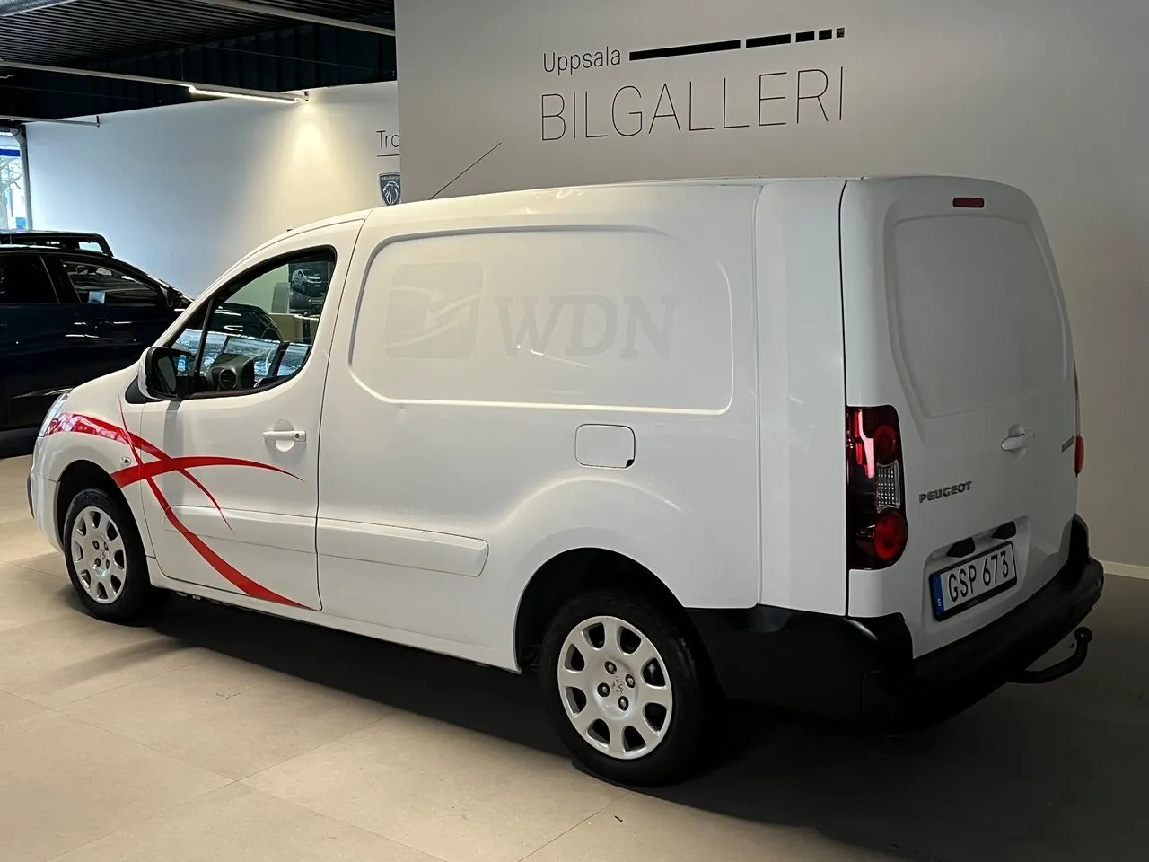 Vehicle image 3