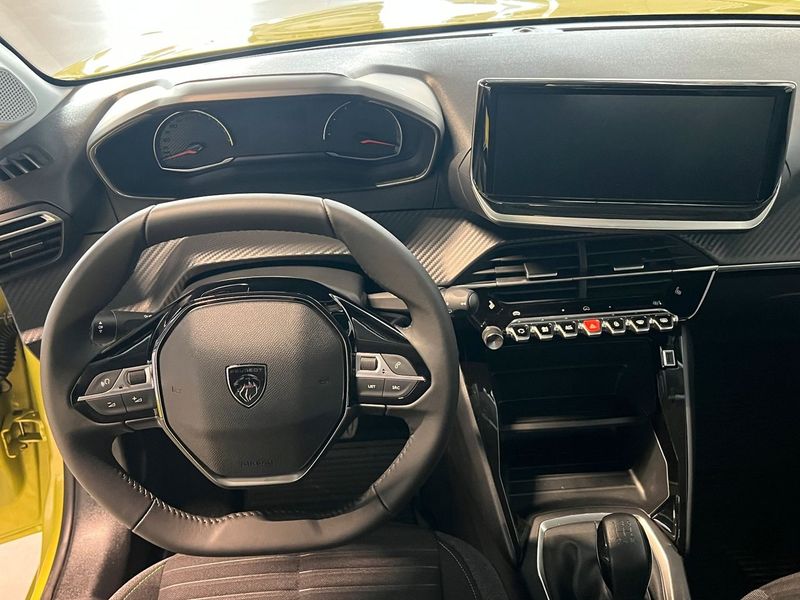 Peugeot 208 bild 11