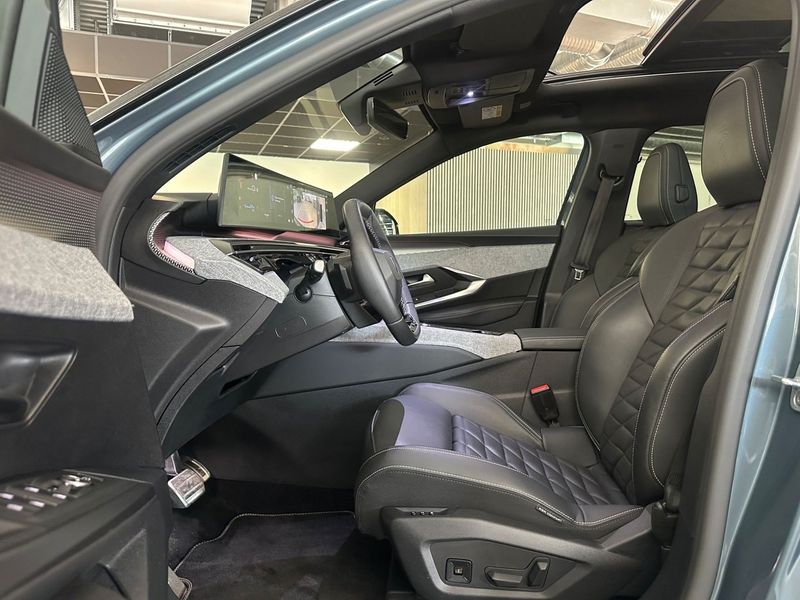 Peugeot e-5008 bild 13