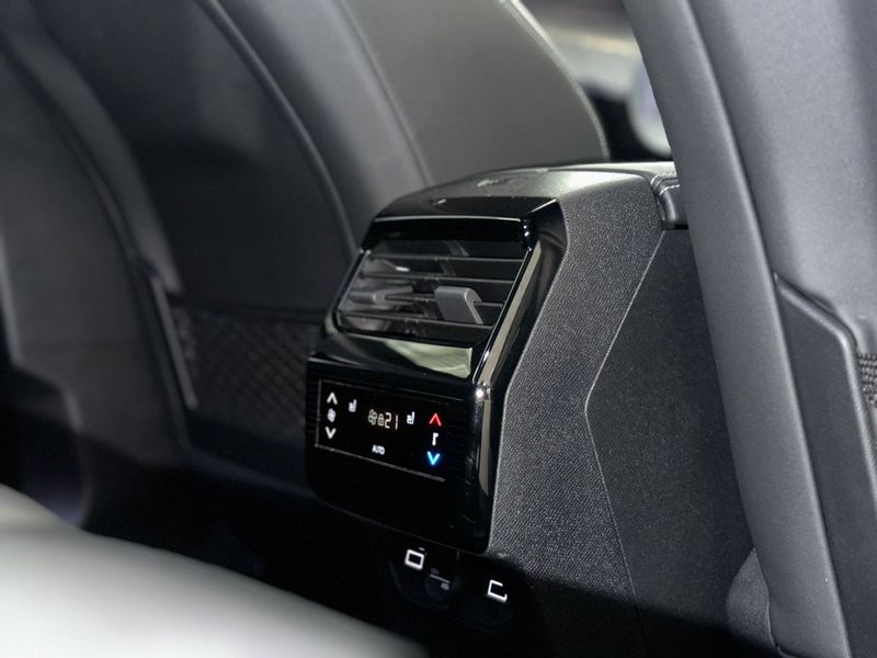 Peugeot e-5008 bild 18