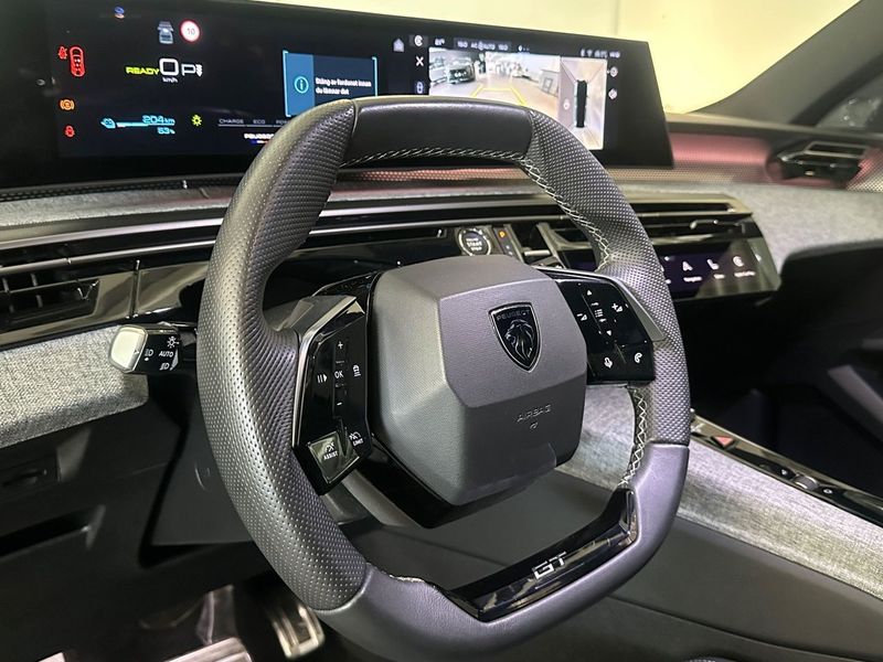 Peugeot e-5008 bild 16