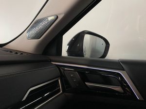 Mitsubishi Outlander bild 12