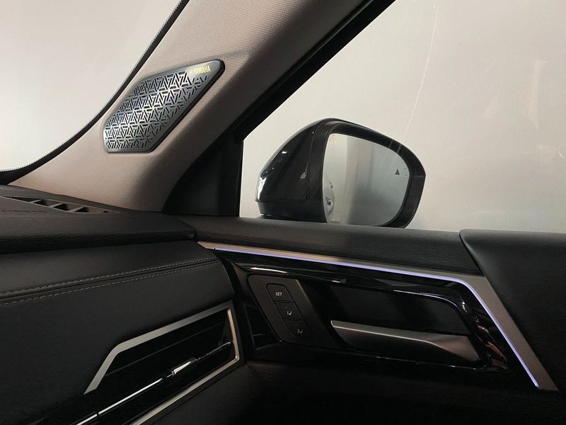 Mitsubishi Outlander bild 12