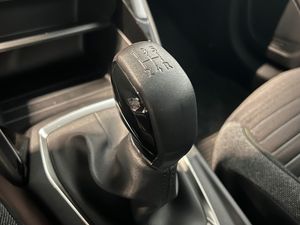 Peugeot 208 bild 14